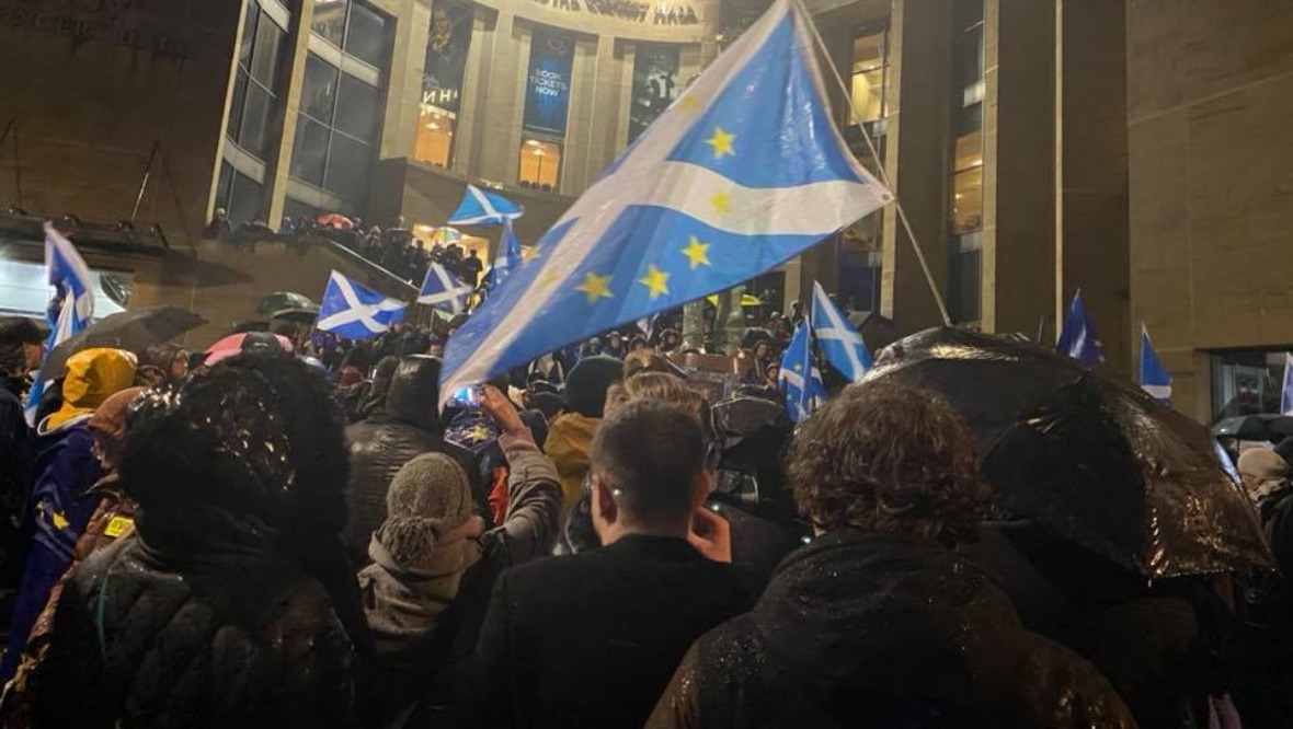 Pro-EU groups and Brexit supporters to gather in Glasgow