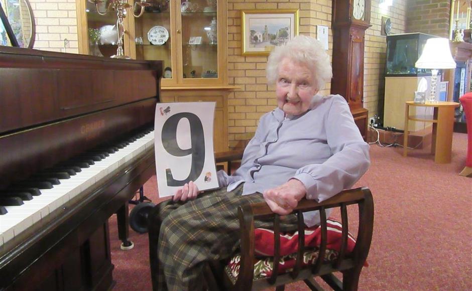 Great-grandmother, 98, plays piano every day for NHS