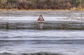 ‘High risk’ of coastal flooding due to Storm Ashley