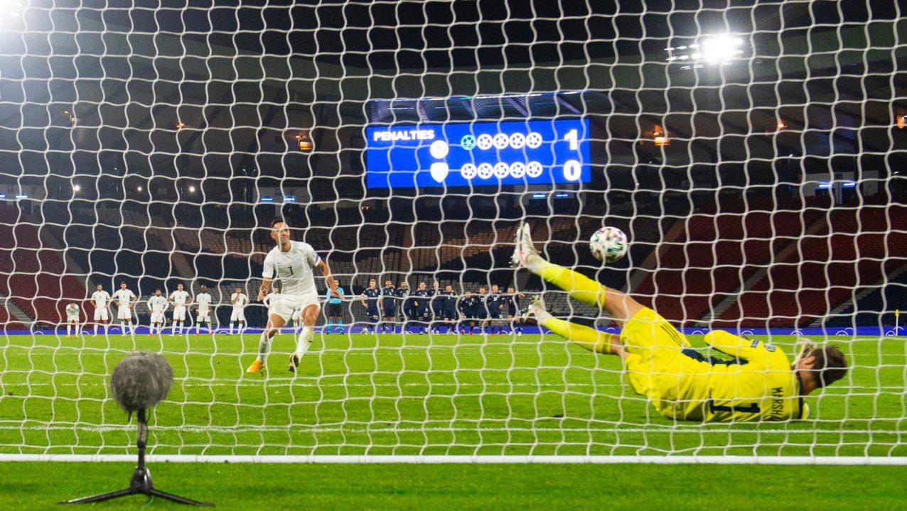 Scotland goalkeeper David Marshall announces retirement from international football