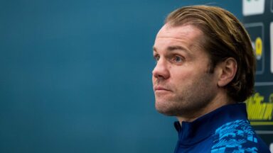 Robbie Neilson aims to fire Hearts up ahead of Hampden derby