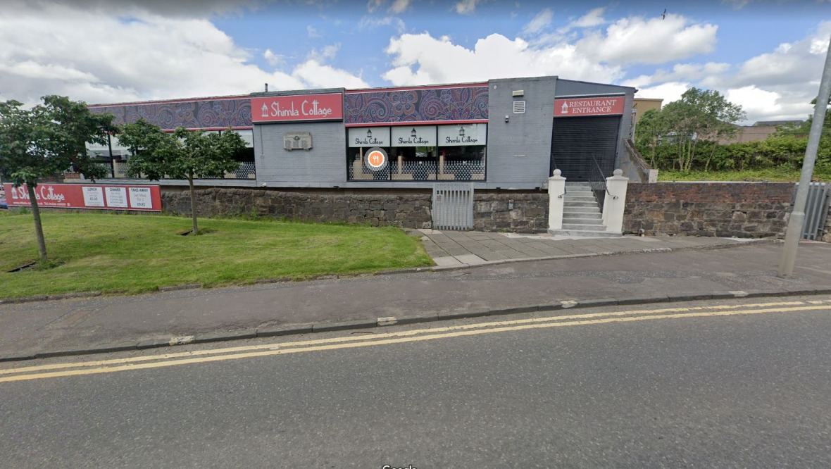 Ex-employee raided Indian restaurant with air pistol