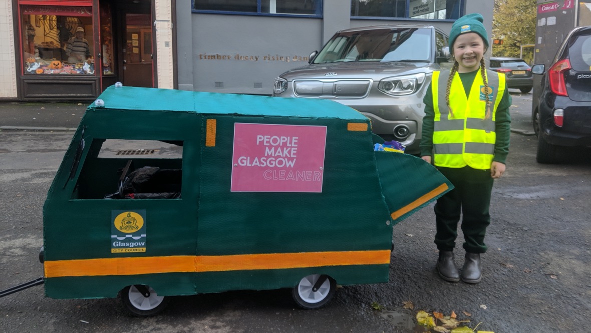 Cleaning up: Siobhan Smith’s six-year-old daughter Caoimhe dressed up as a bin lorry driver.