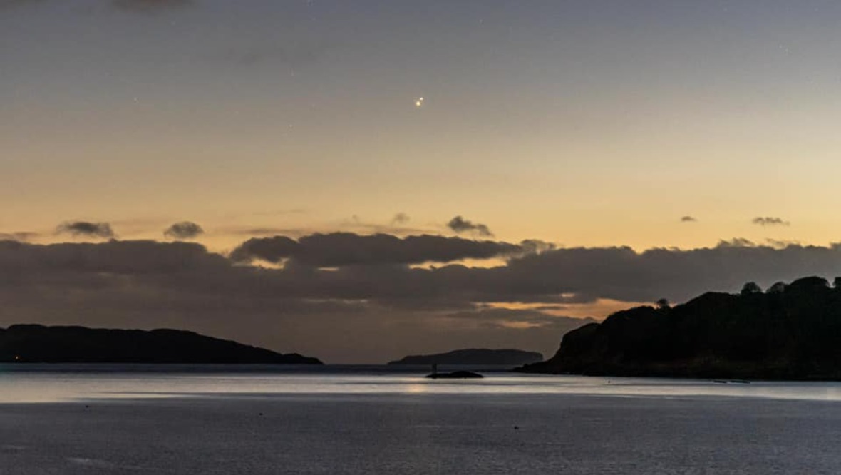 Christmas star captured shining over Sound of Kerrera