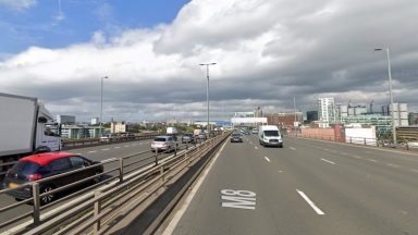 Man seriously hurt after being hit by van on Kingston Bridge