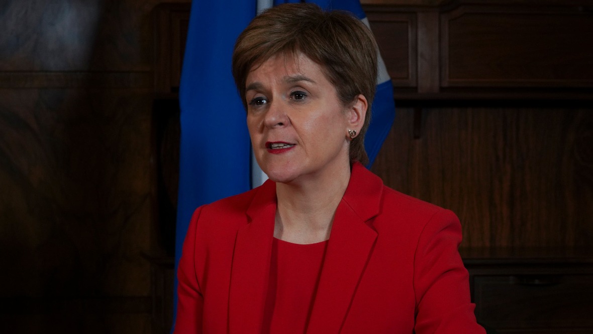 First Minister thanks Scots for their sacrifices during 2020