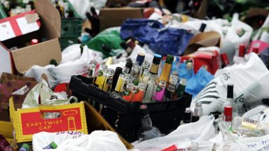 Scottish Government urged to use fund to tackle rats and rubbish