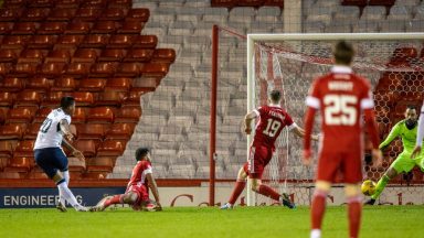 Rangers extend gap as Morelos double sees off Aberdeen