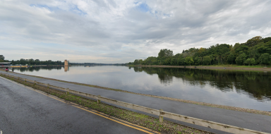 Dog drowns after falling through ice at Strathclyde Park