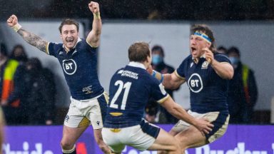 England 6-11 Scotland: Historic victory in Calcutta Cup