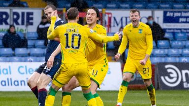 Ross County 1-2 Hibernian: Nisbet grabs winner for Hibs