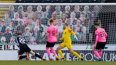 St Mirren 2-1 ICT: Fraser’s late winner puts Saints in last eight