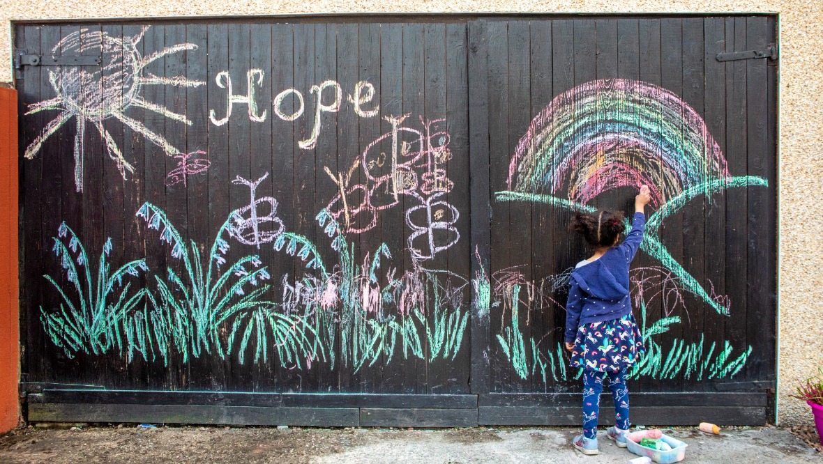 Eilidh's mum made homemade chalk after shops ran out during lockdown. 