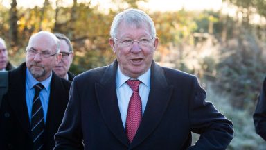 Sir Alex Ferguson warns Scotland not to put focus on England