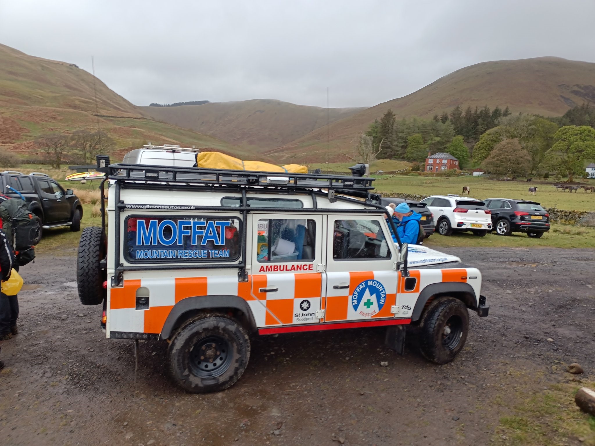 Moffat Mountain Rescue Team is at Devil's Beef Tub, Dumfries and Galloway (Moffat Mountain Rescue)