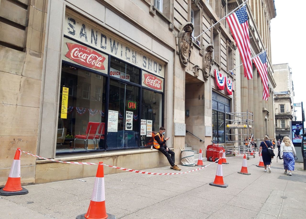 Glasgow city centre has been dressed in United States themed set design. Credit: @RiderGlasgow