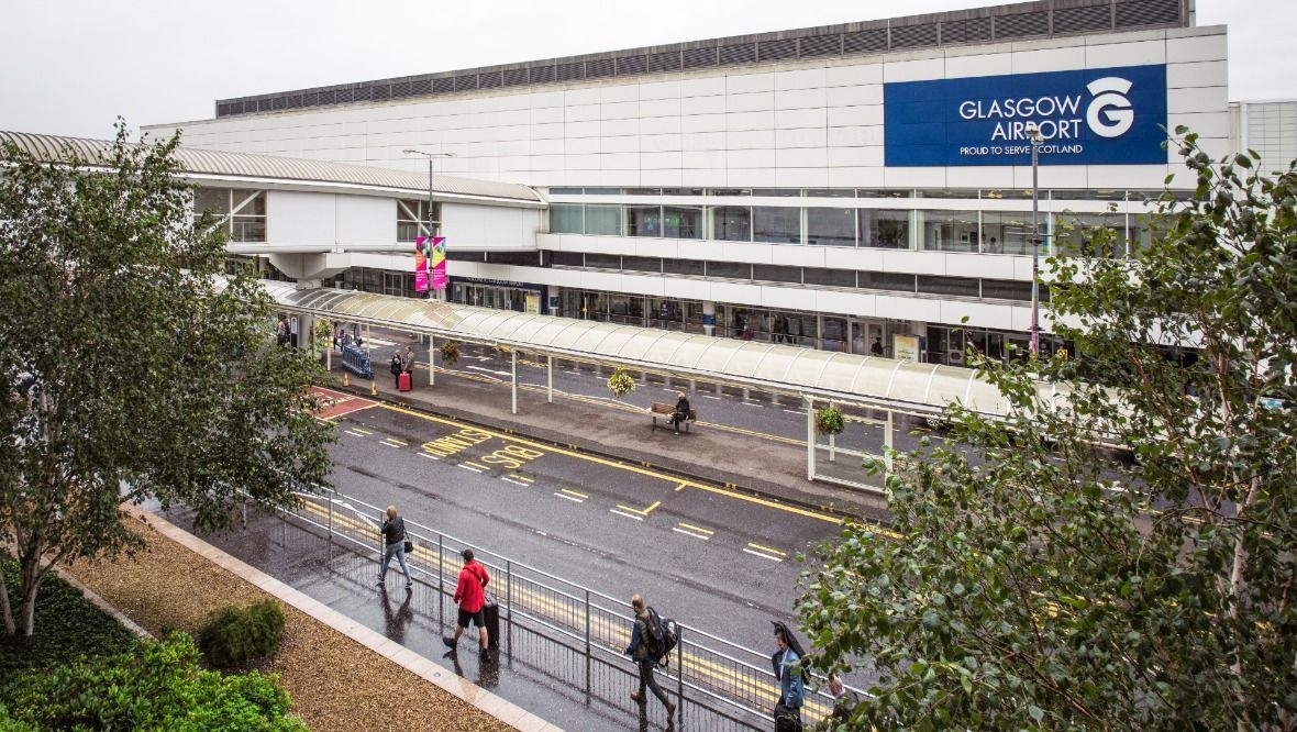 Cleaners at Glasgow Airport secure 10% ‘double-digit’ pay rise