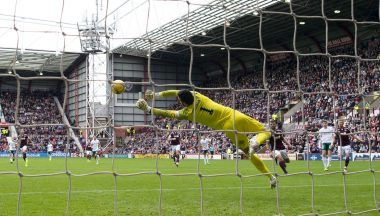 Gordon and Macey earn managers’ praise after Edinburgh Derby draw