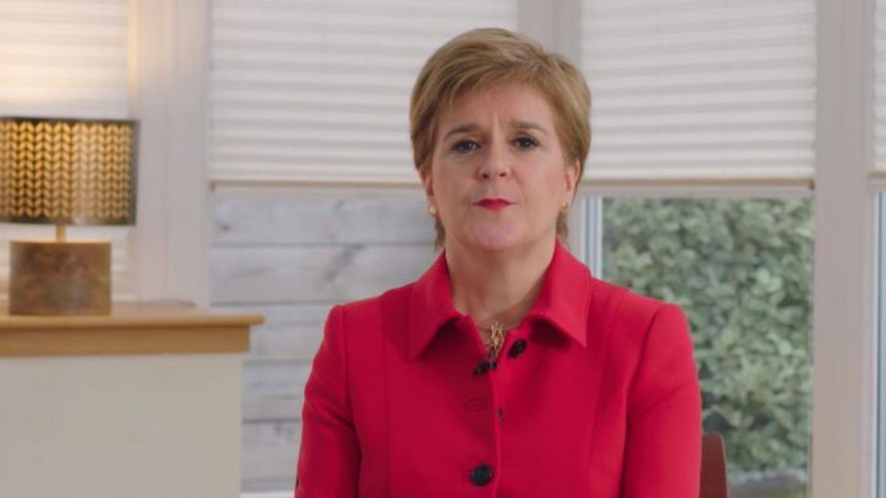 Sturgeon says ‘independence works’ as she reaffirms vote plans