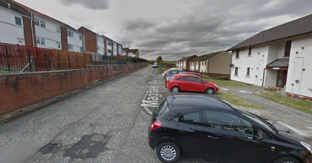 Manhunt after takeaway delivery driver ‘threatened with knife’