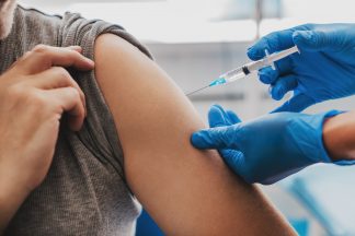 All 18s and over to be offered a Covid-19 booster vaccine