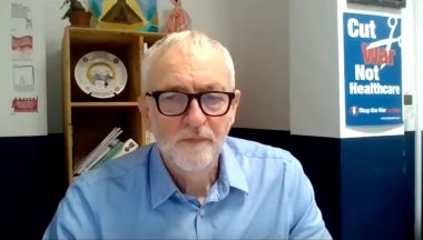 Corbyn urges council not to ‘up the ante’ in cleansing workers dispute