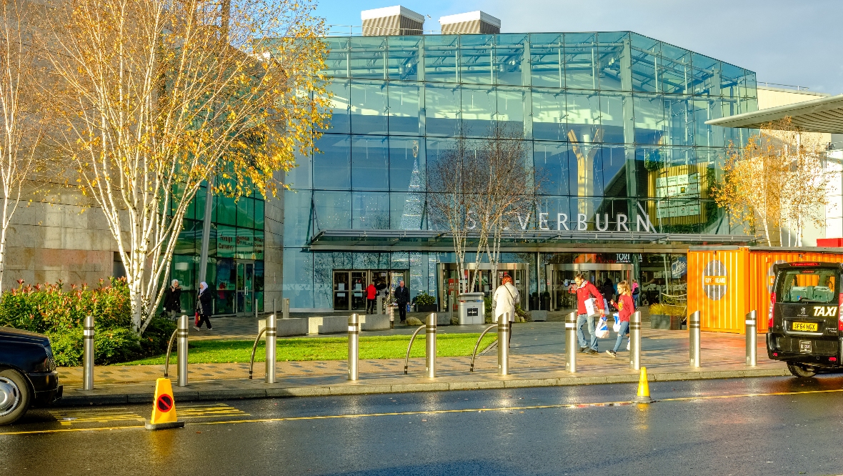 Silverburn shopping centre gets go-ahead for Christmas ice rink