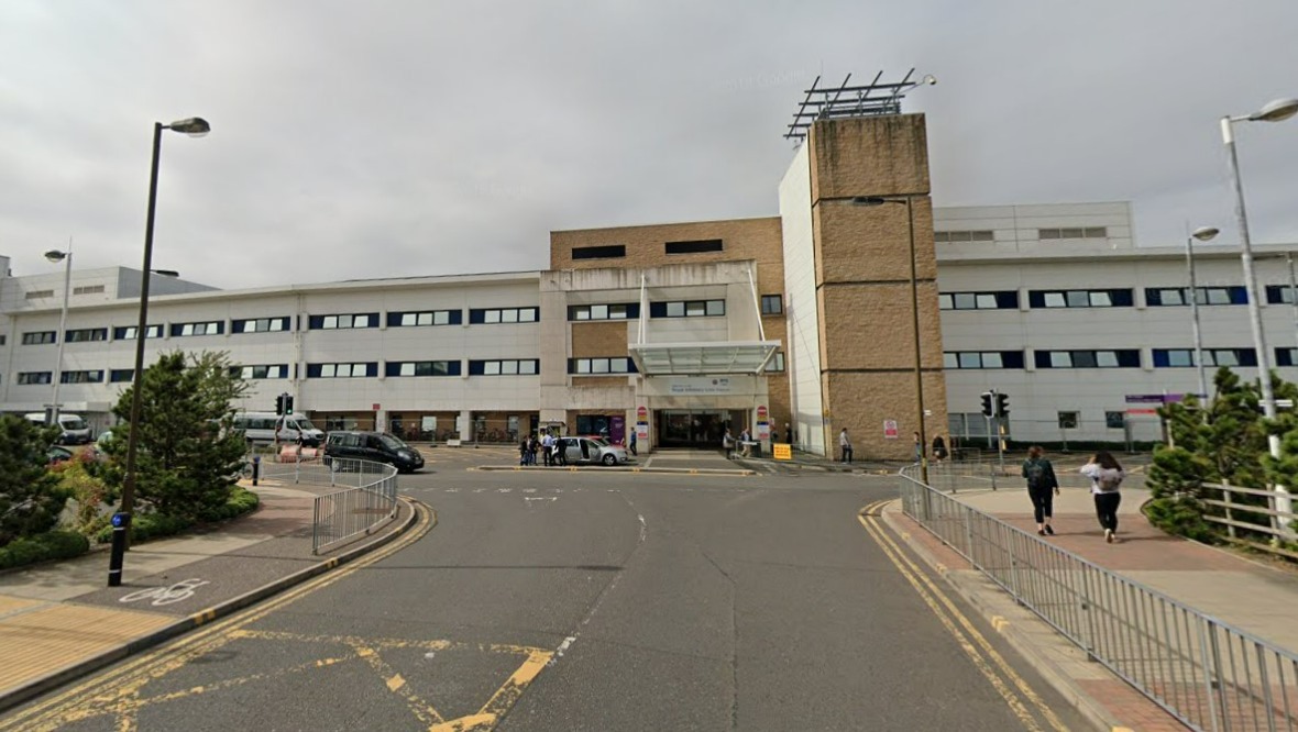 NHS Lothian apologises to patient over mental health support failures