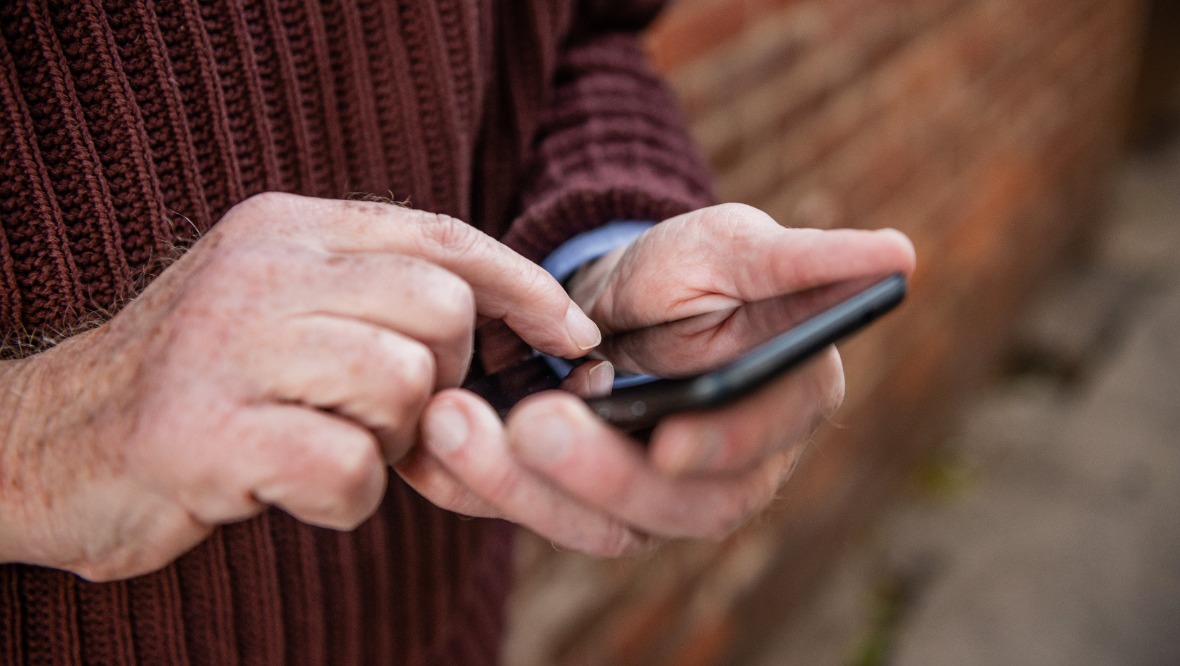 Emergency call system operational again despite continued glitches with 999 location services, say BT