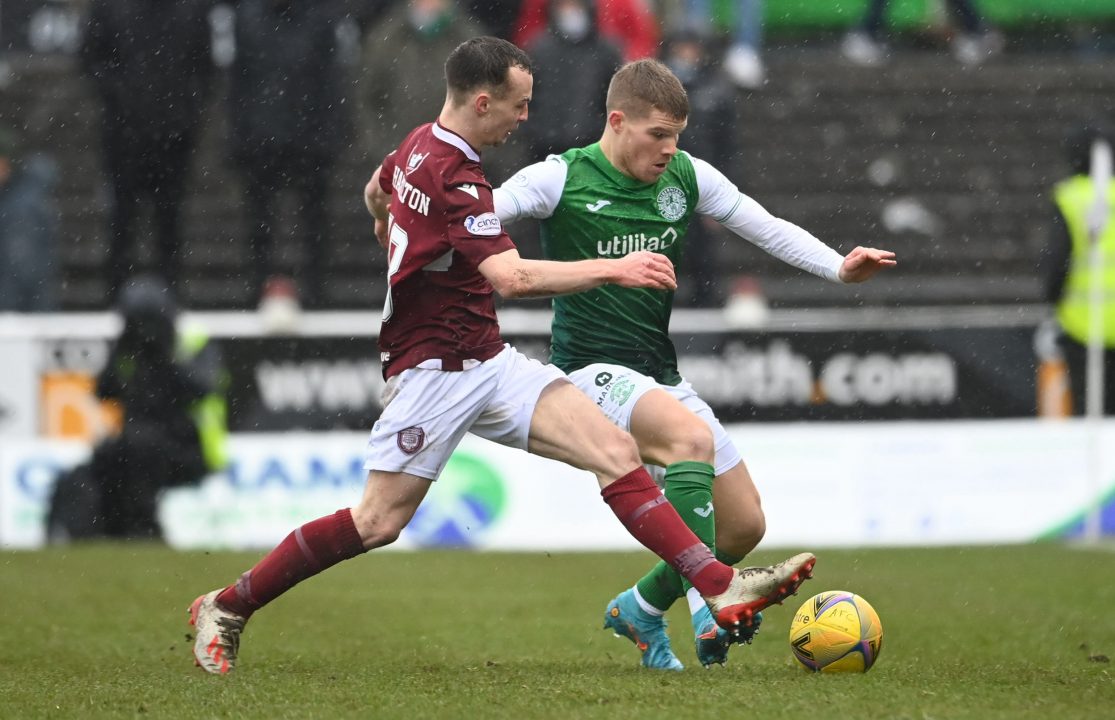 Hibernian through to quarter finals after beating Arbroath 3-1