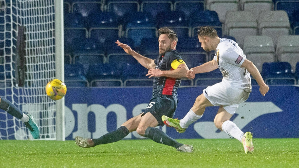 David Martindale hoping Alan Forrest signs new deal at Livingston