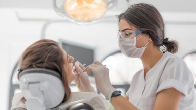 ‘Every Scot should be guaranteed a regular dental check-up’, Scottish Conservatives tell Holyrood ministers