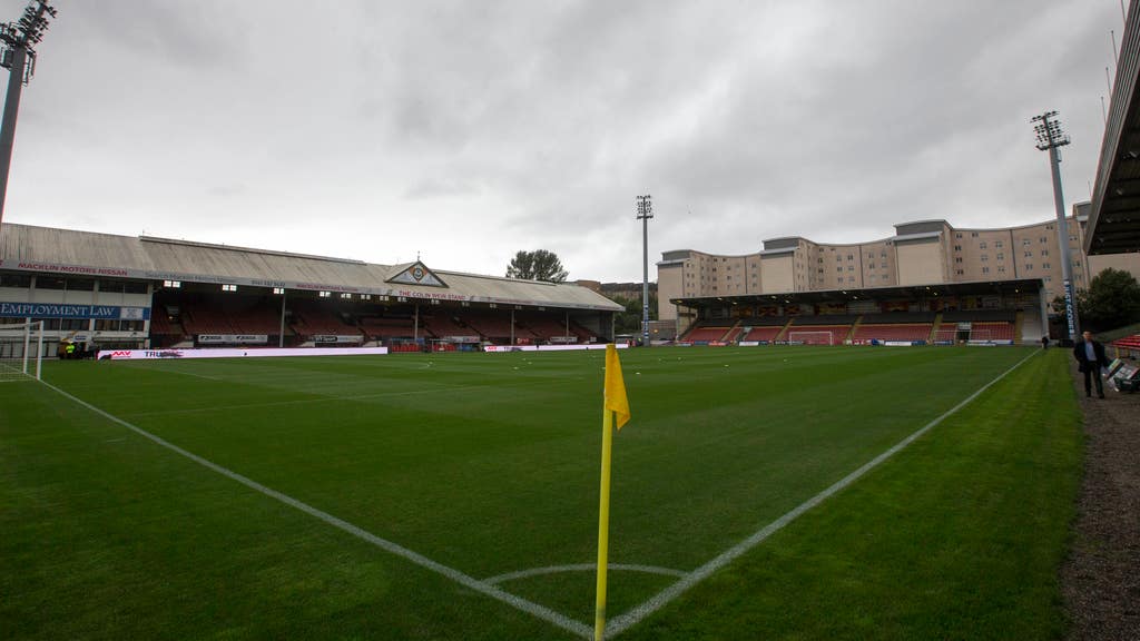 Kevin Holt fires Partick Thistle up to third in Scottish Championship with late winner against Inverness