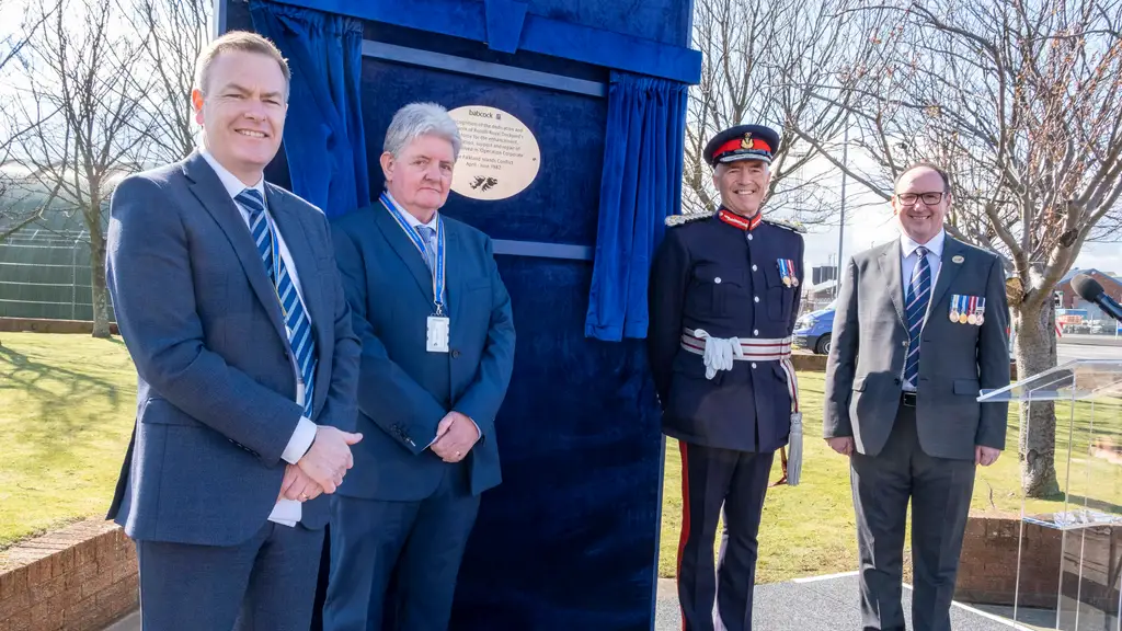 Falkland War veterans revisit Babcock Roysth dockyard to mark 40 years since war began