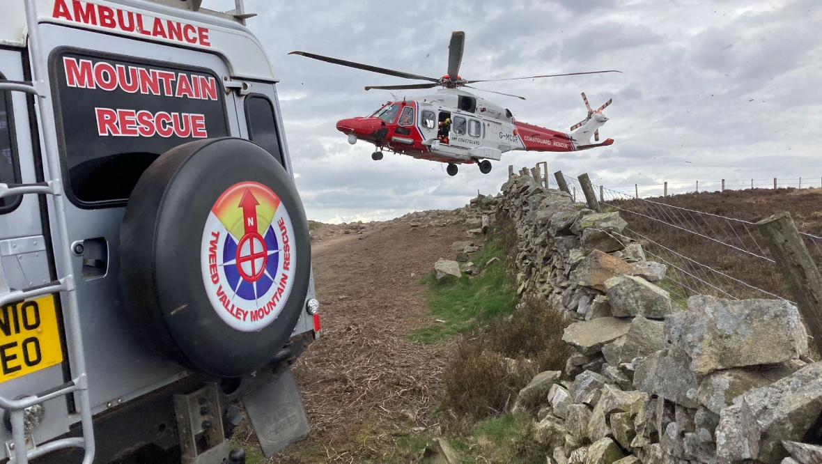 Mountain biker airlifted to hospital by rescue hospital after crash on Innerleithen biking trail