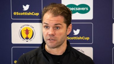 Hearts boss Robbie Neilson wary of Hibernian ahead of cup semi-final