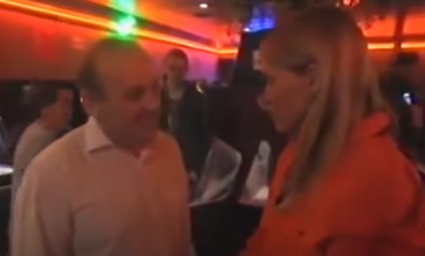 Anneka Rice visits amusements owner Jim Newton to ask for a pool table. 