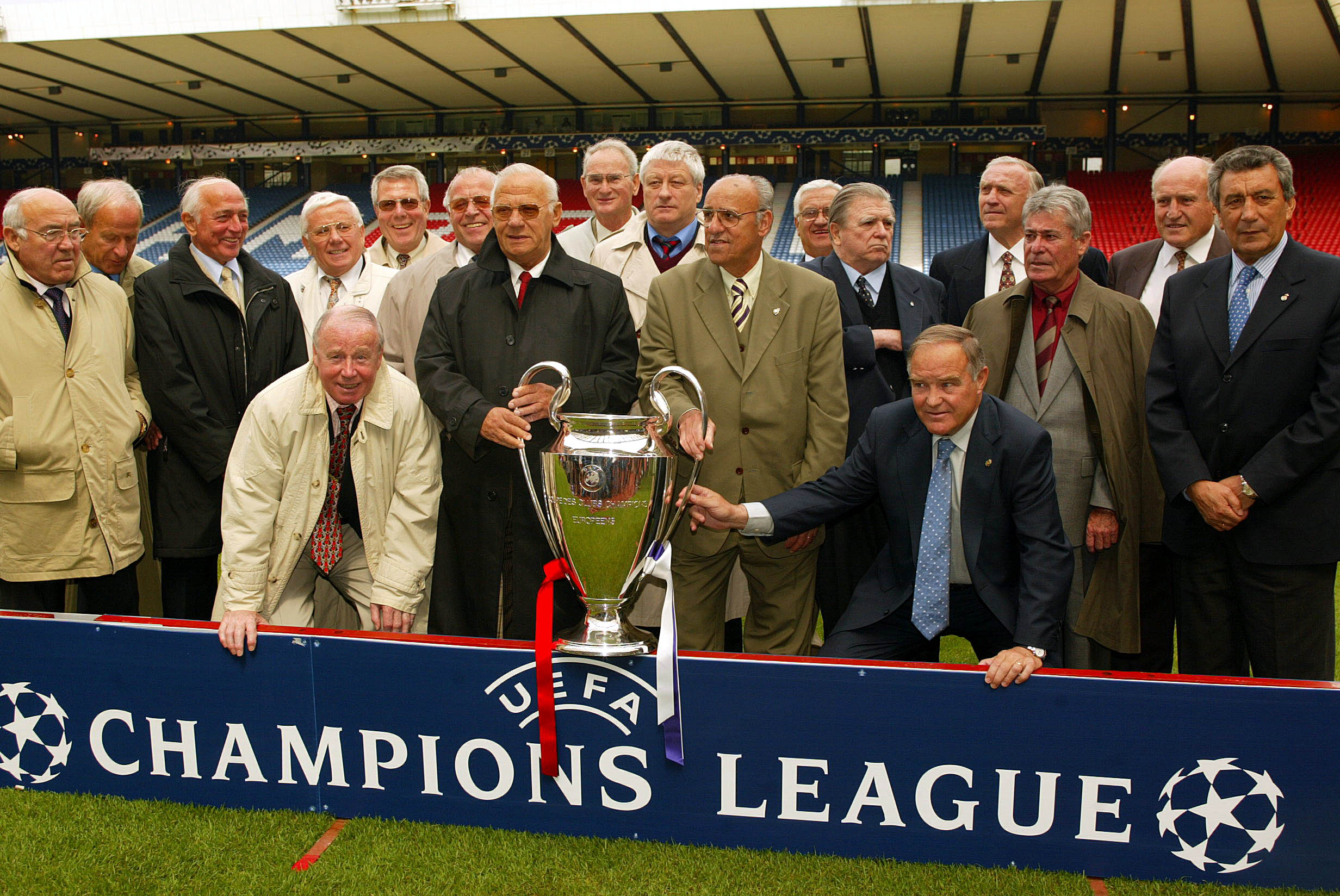 Members of the 1960 side returned to Hampden in 2002.