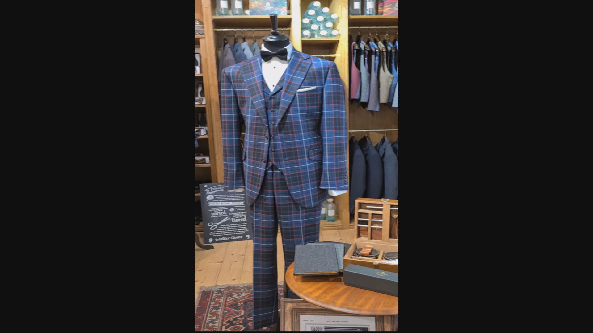 The suit was created by leading Scottish designer Mike Lemetti. 