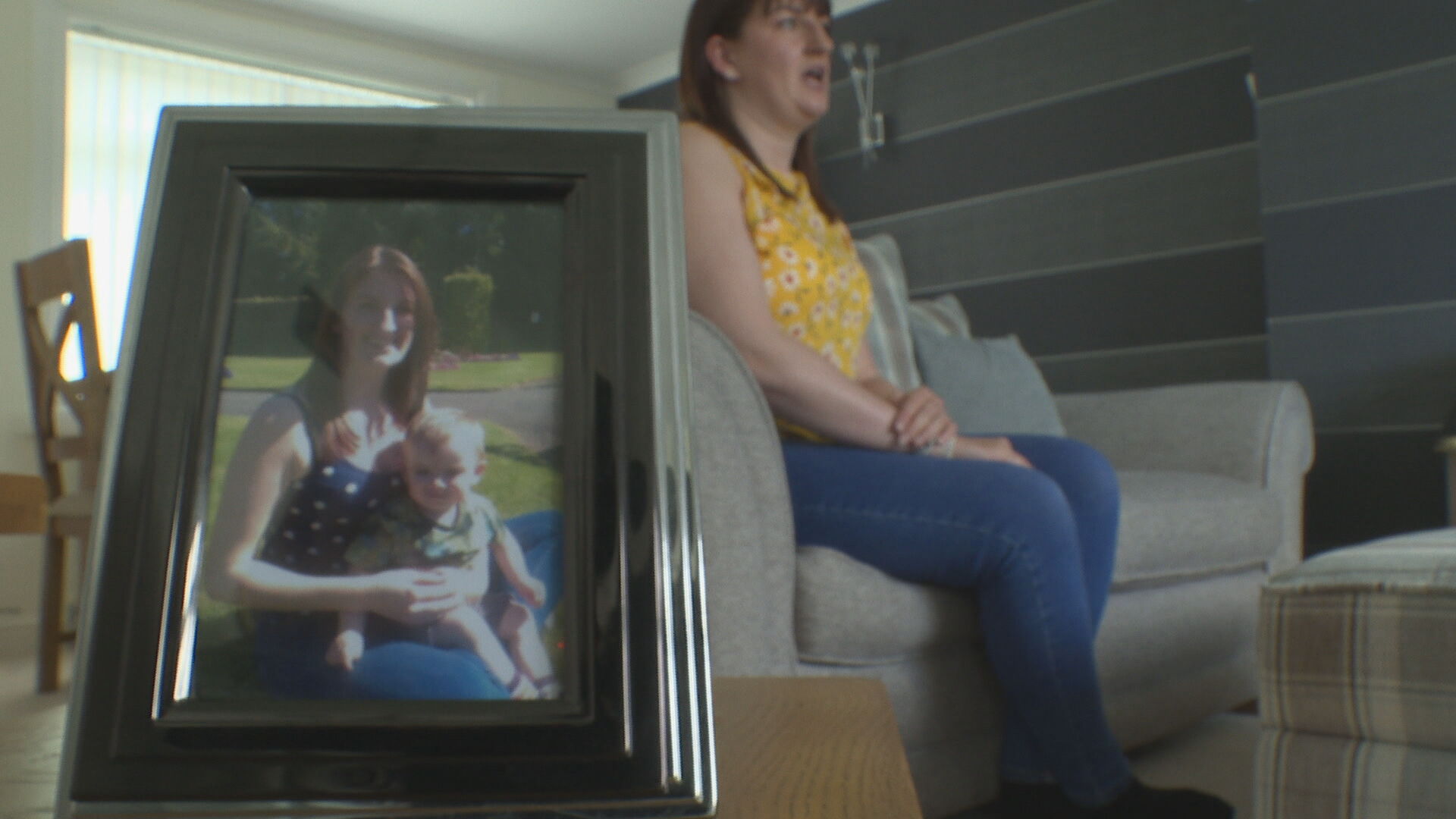 Laura can't leave Ayr as she might lose family support for her son. 