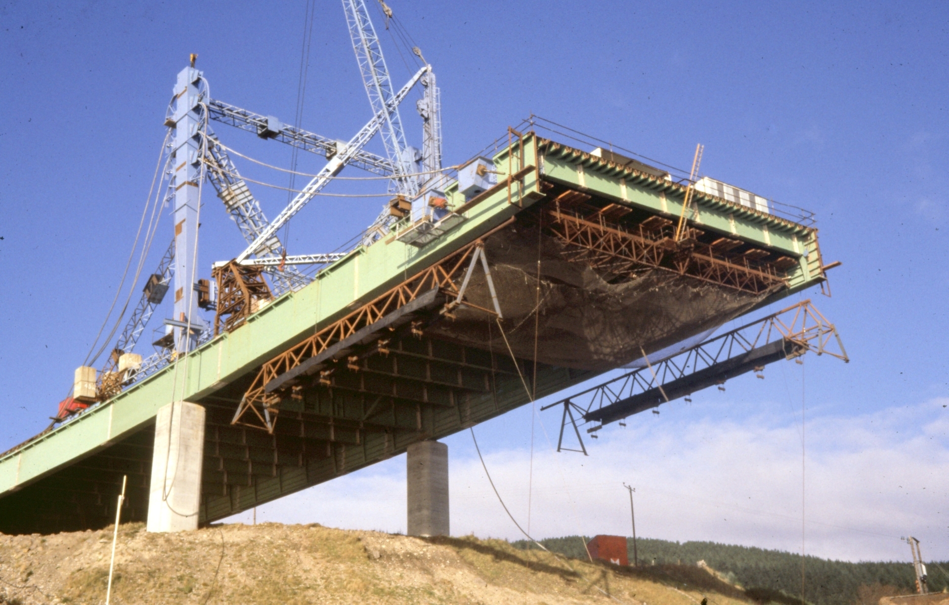 Kessock Bridge during construction