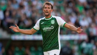 Kilmarnock confirm loan signing of Hibs striker Christian Doidge