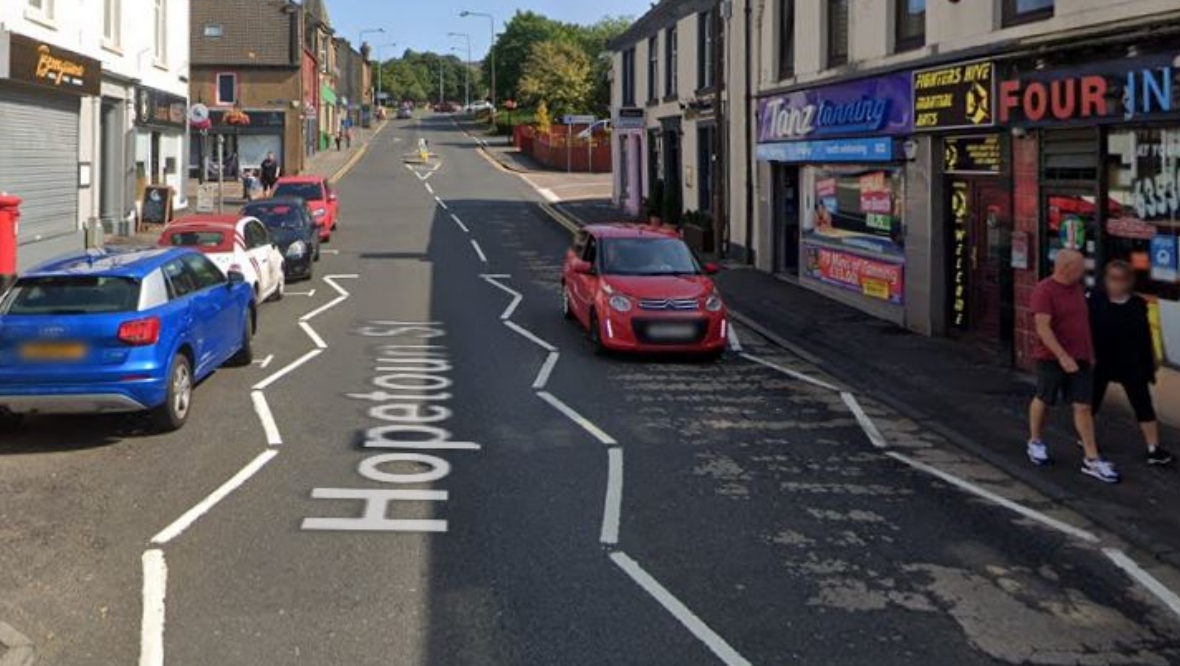 Man taken to hospital with serious facial injury following assault on Hopetoun Street, Bathgate