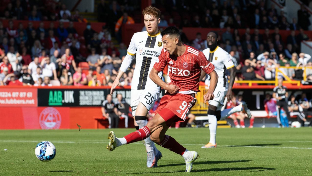 Bojan Miovski stars as Aberdeen smash five past 10-man Livingston