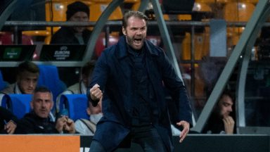 Delighted Robbie Neilson says Hearts fans will enjoy win over RFS