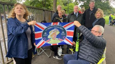 Mourners begin queuing in Edinburgh for chance to say final farewell to Queen at St Giles’ Cathedral