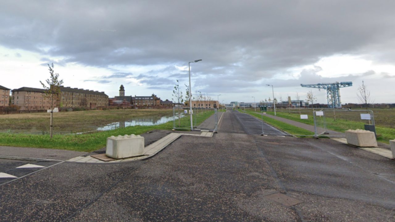Police call for witnesses after man found with serious injuries and rushed to hospital in Clydebank