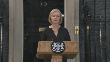 Prime Minister Liz Truss pays tribute to Queen in Downing Street and says: ‘God save the King’ 