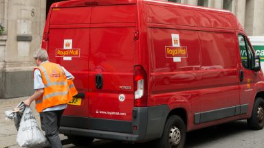 Royal Mail record losses of over £1bn as bosses blame strike action