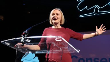 Liz Truss calls for mini-budget style tax cuts from Rishi Sunak at packed-out Tory Manchester conference event